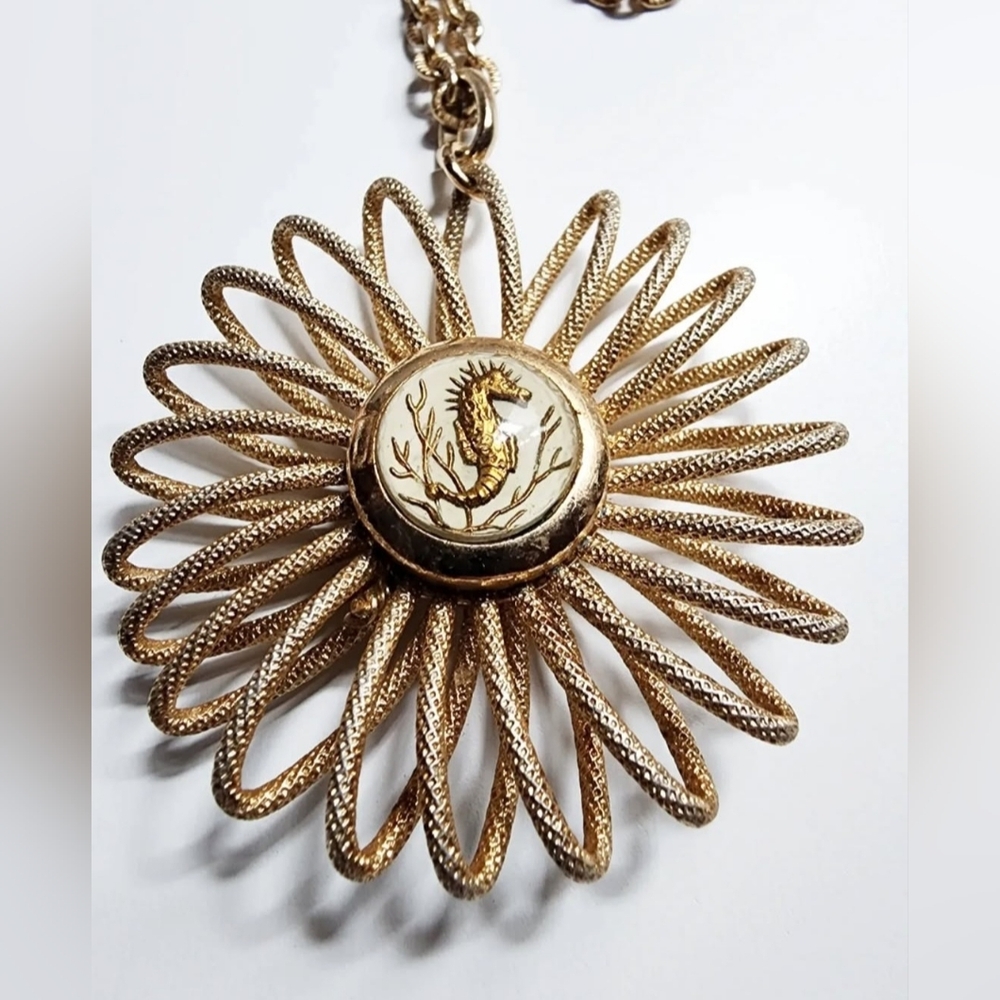 Vintage MCM Sunburst Pendant - Picture 3 of 5